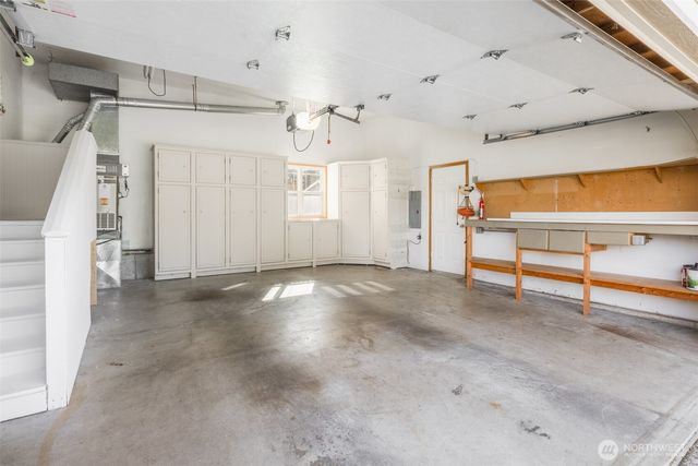 12327 44 Drive SE, Everett, WA 98028