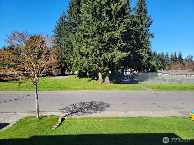 12327 44 Drive SE, Everett, WA 98028