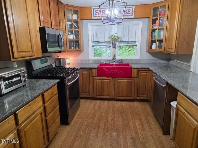 208 Vines Drive, Jonesborough, TN 37659
