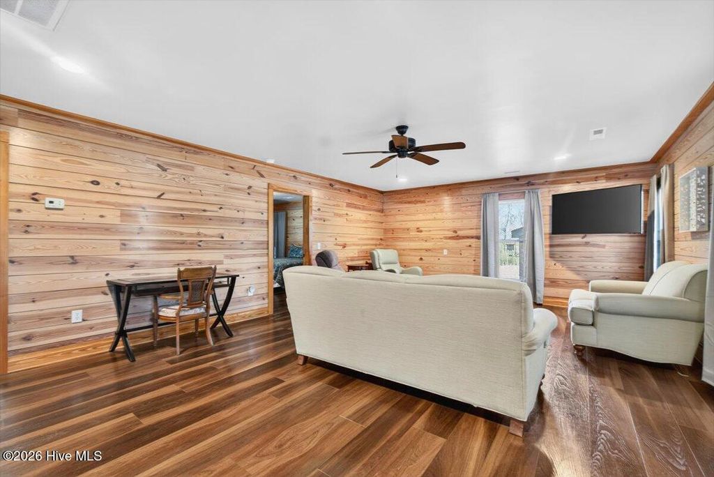 Image 19 of property listing at 765 George II Highway SE, Winnabow, NC 28479