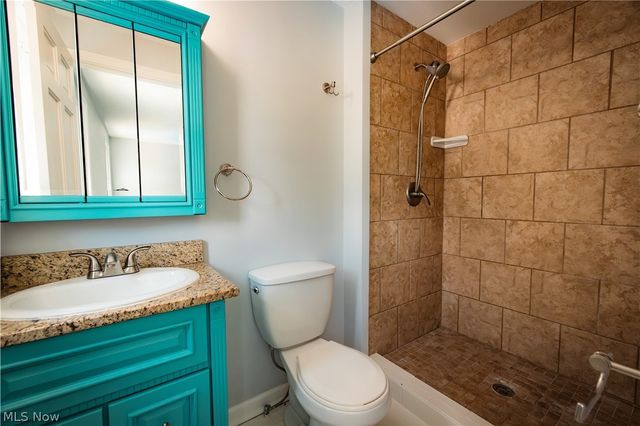 51 Sawmill Run Drive, Canfield, OH 44406