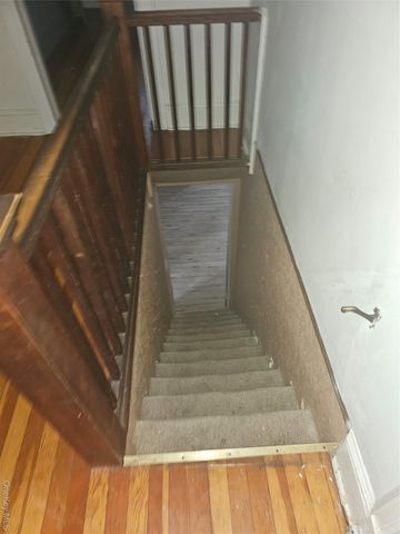 45 Arnold Avenue, West Babylon, NY 11704