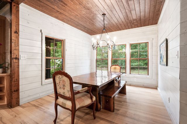 1168 Johnny Hall Rd, Burns, TN 37029