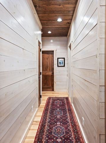 1168 Johnny Hall Rd, Burns, TN 37029