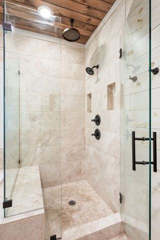 1168 Johnny Hall Rd, Burns, TN 37029