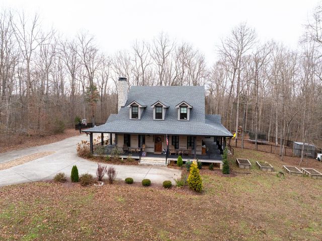 1168 Johnny Hall Rd, Burns, TN 37029