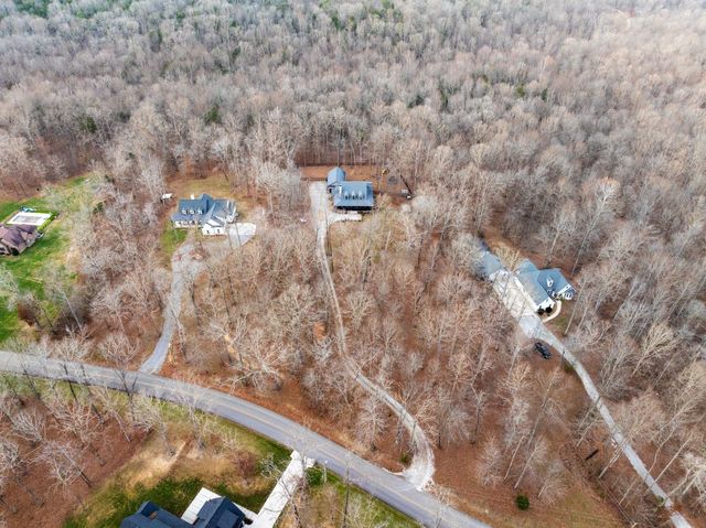 1168 Johnny Hall Rd, Burns, TN 37029