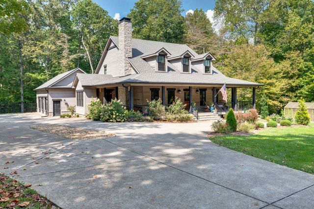 1168 Johnny Hall Rd, Burns, TN 37029