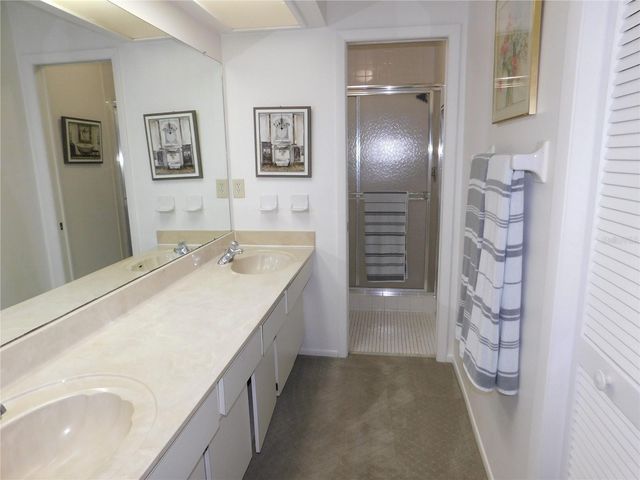 70 JOANNE PLACE 70, Oldsmar, FL 34677