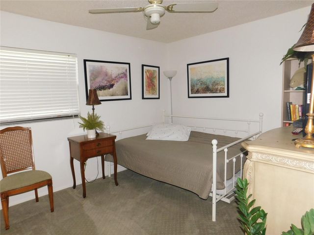 70 JOANNE PLACE 70, Oldsmar, FL 34677