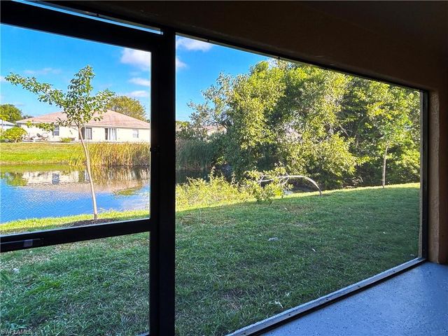 605 SE 14th ST, Cape Coral, FL 33990