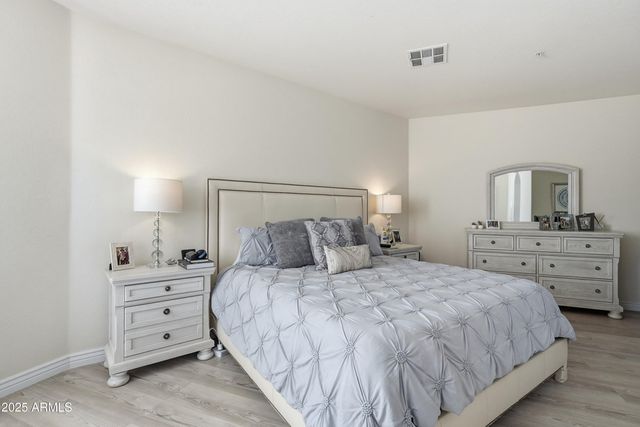 20802 N GRAYHAWK Drive 1107, Scottsdale, AZ 85255