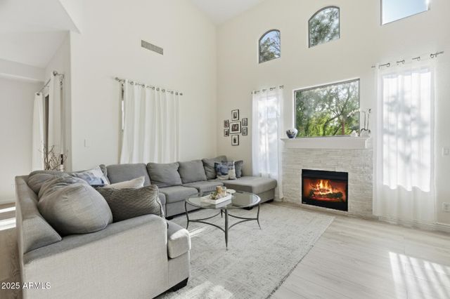 20802 N GRAYHAWK Drive 1107, Scottsdale, AZ 85255