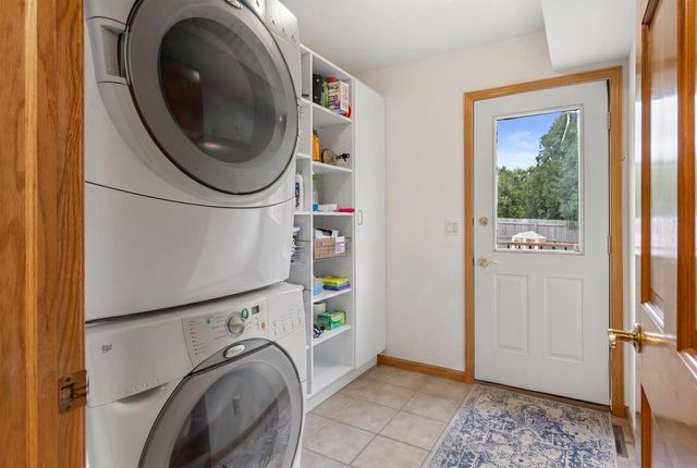 911 Eddington Drive, Sun Prairie, WI 53590