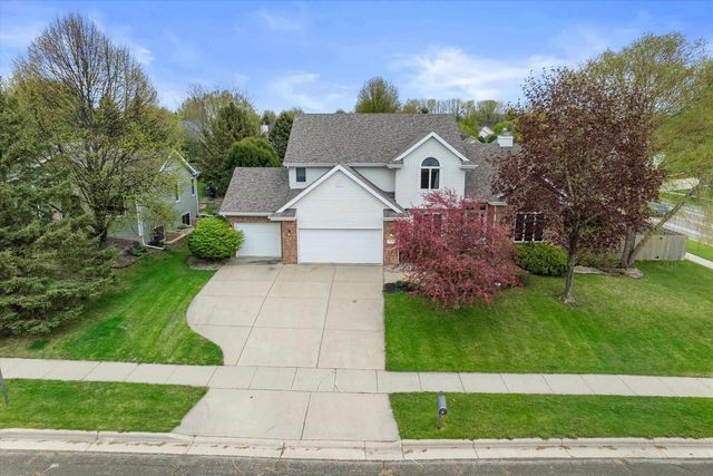 911 Eddington Drive, Sun Prairie, WI 53590