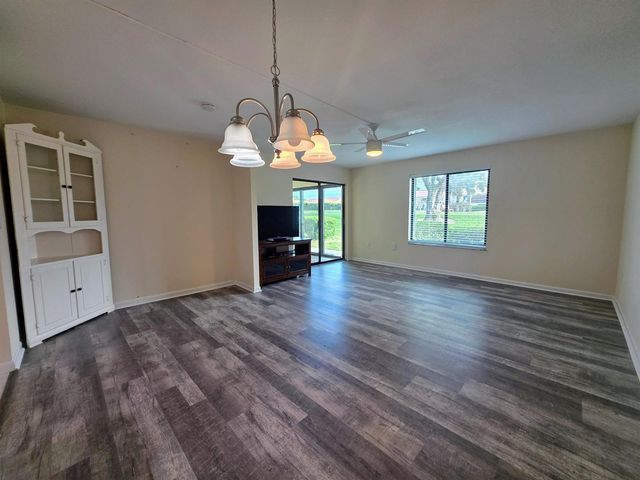 5403 SE Miles Grant Road H108, Stuart, FL 34997