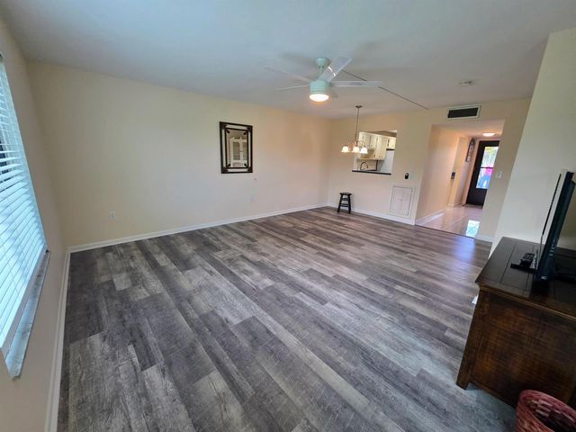 5403 SE Miles Grant Road H108, Stuart, FL 34997
