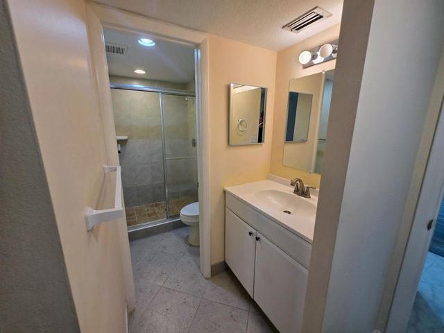 5403 SE Miles Grant Road H108, Stuart, FL 34997
