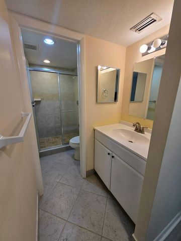 5403 SE Miles Grant Road H108, Stuart, FL 34997