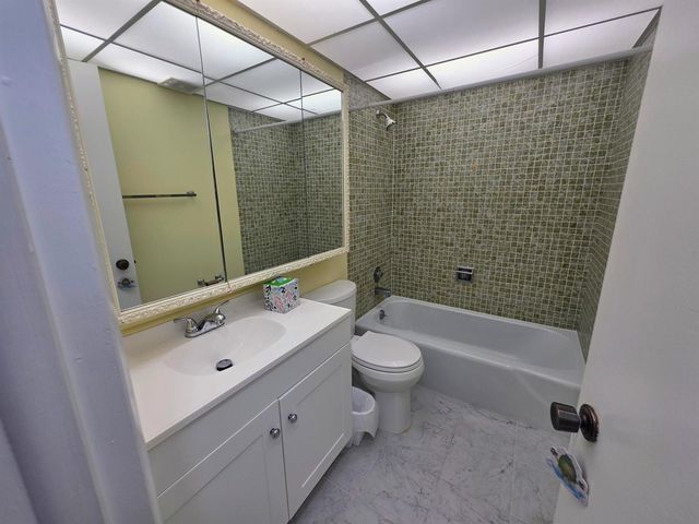 5403 SE Miles Grant Road H108, Stuart, FL 34997