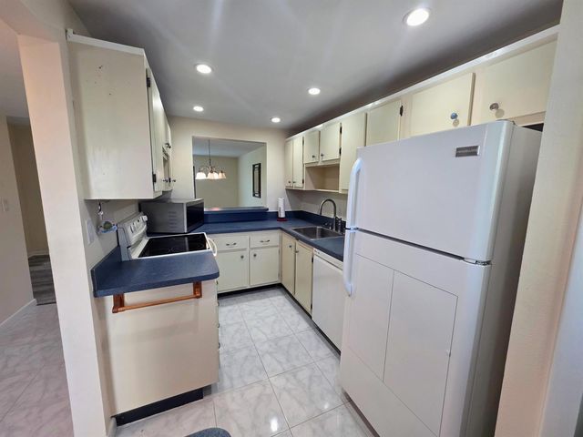 5403 SE Miles Grant Road H108, Stuart, FL 34997