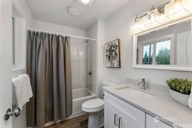 866 NW Karkainen Lane, Poulsbo, WA 98370
