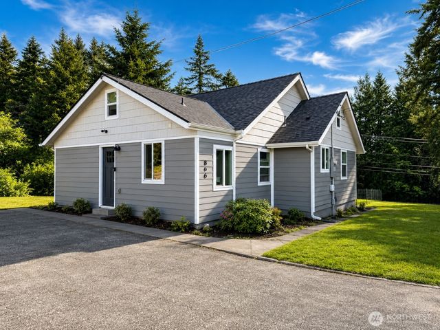 866 NW Karkainen Lane, Poulsbo, WA 98370