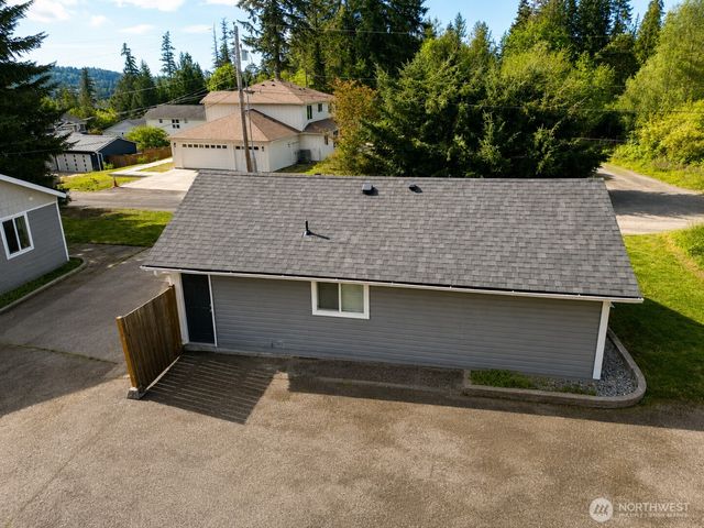 866 NW Karkainen Lane, Poulsbo, WA 98370