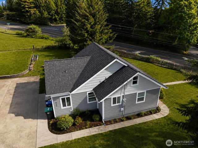 866 NW Karkainen Lane, Poulsbo, WA 98370