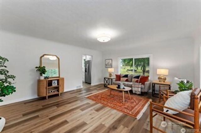 866 NW Karkainen Lane, Poulsbo, WA 98370