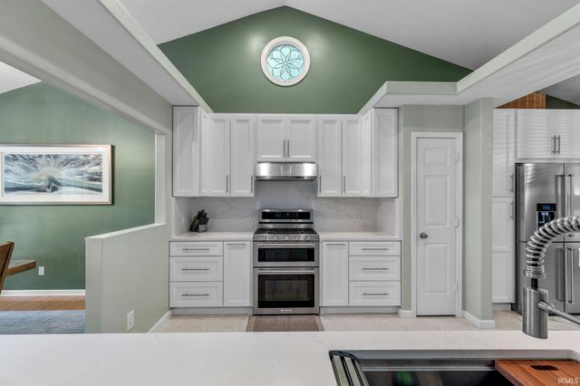 51022 Broken Wood Court, Granger, IN 46530