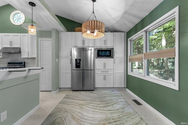 51022 Broken Wood Court, Granger, IN 46530
