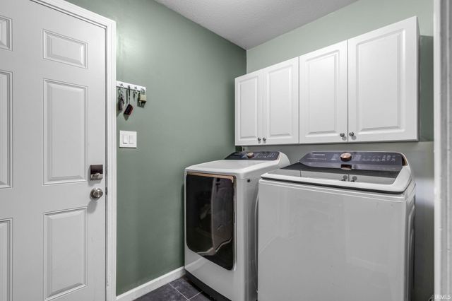 51022 Broken Wood Court, Granger, IN 46530