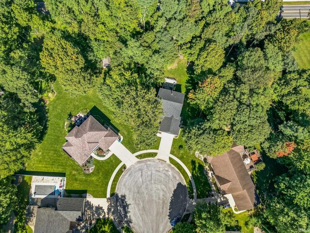 51022 Broken Wood Court, Granger, IN 46530