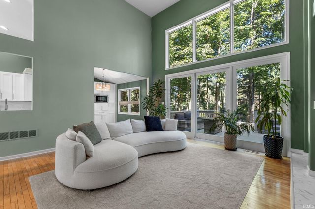 51022 Broken Wood Court, Granger, IN 46530