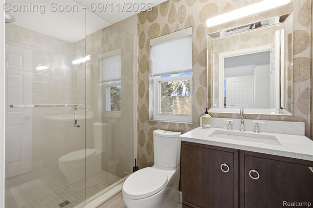 963 Sandalwood Drive, Troy, MI 48085
