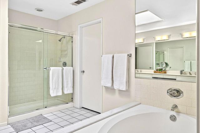 55105 Oakhill, La Quinta, CA 92253