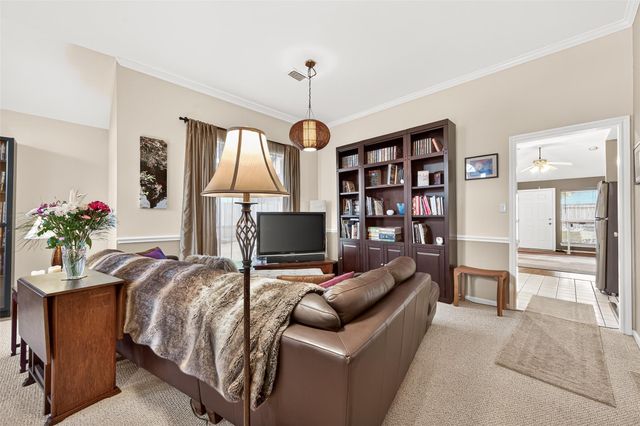 5719 White Mills Drive, Houston, TX 77041