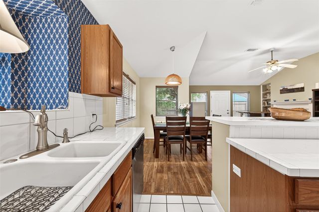 5719 White Mills Drive, Houston, TX 77041