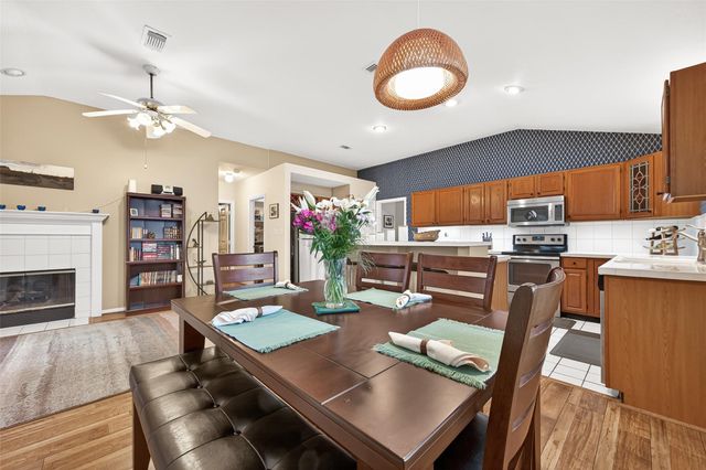 5719 White Mills Drive, Houston, TX 77041