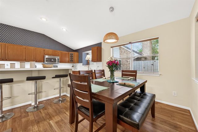 5719 White Mills Drive, Houston, TX 77041