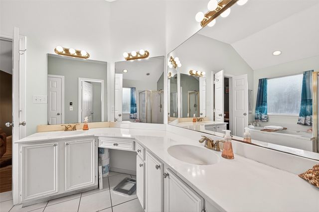 5719 White Mills Drive, Houston, TX 77041