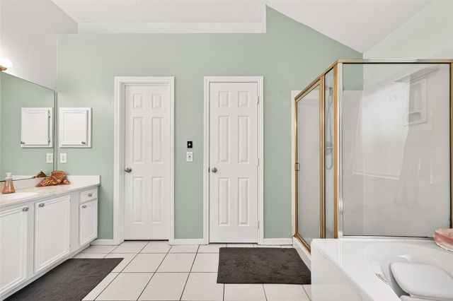 5719 White Mills Drive, Houston, TX 77041