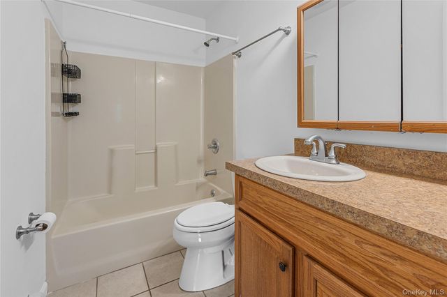 94 Baybright Drive E, Shirley, NY 11967