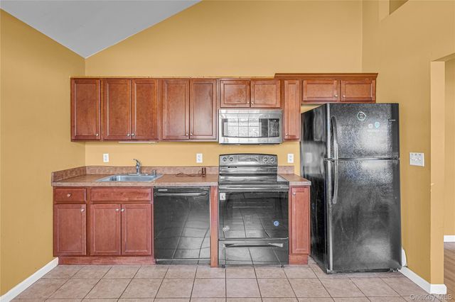 94 Baybright Drive E, Shirley, NY 11967