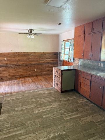 708 Cooper Street, Bowie, TX 76230