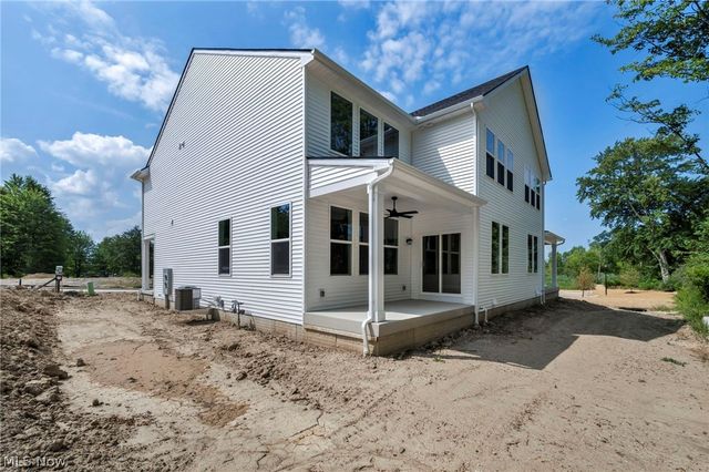 2087 Glenmont Drive, Brunswick, OH 44212