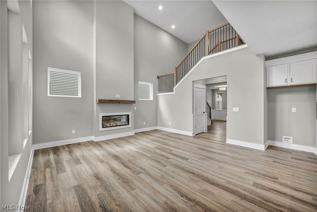 2087 Glenmont Drive, Brunswick, OH 44212
