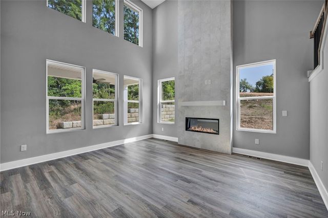 2087 Glenmont Drive, Brunswick, OH 44212