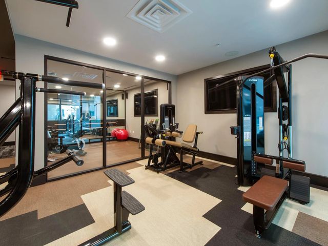 510 W 20th Street 922, Houston, TX 77008